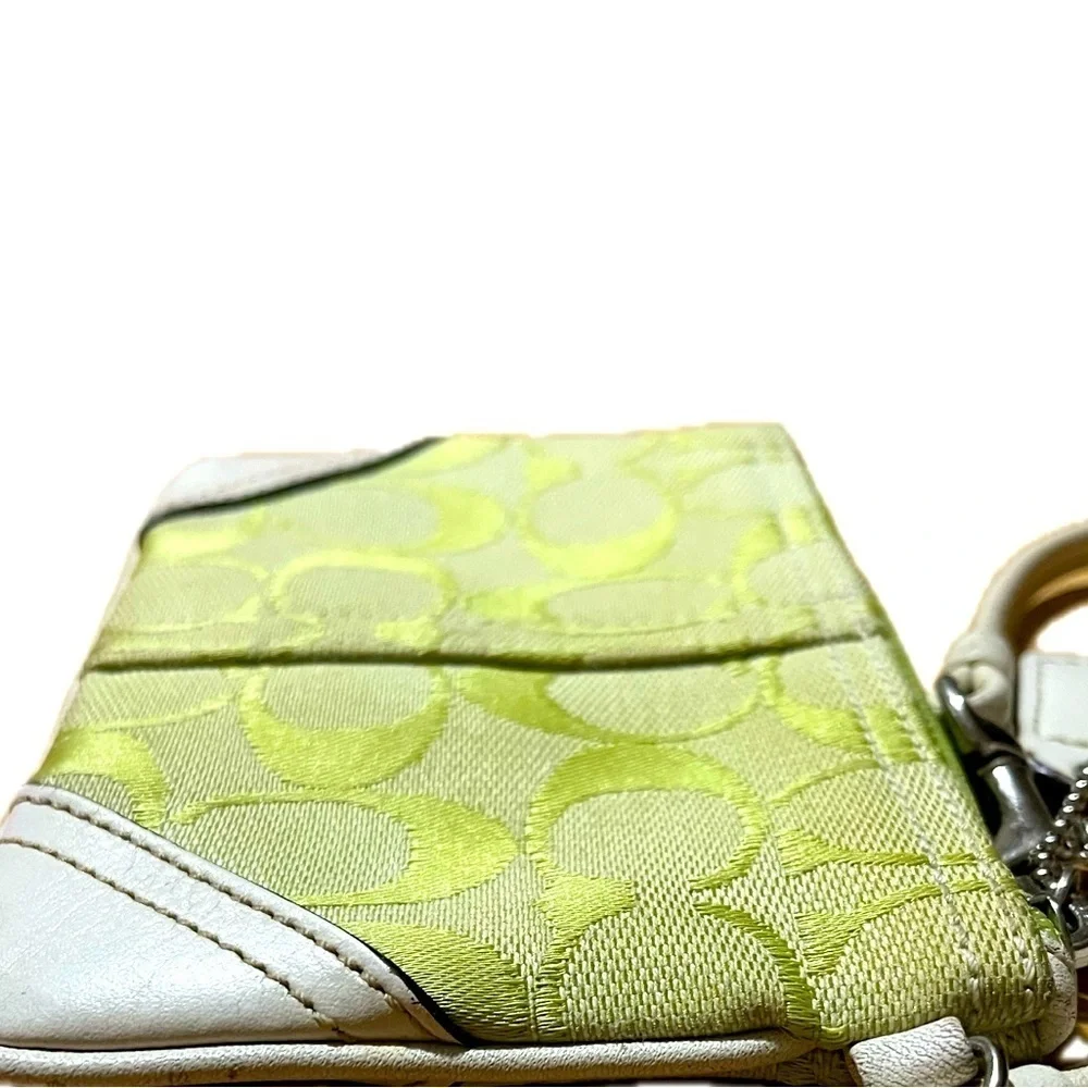 COACH Signature Lemon Green Jacquard/Leather Vintage Wristlet